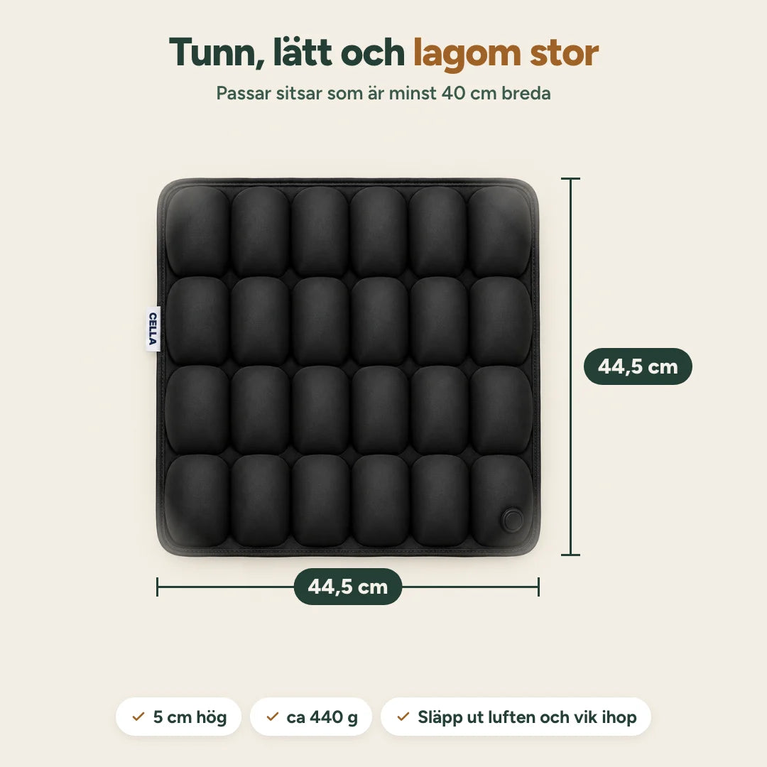 Cella är 44,5 × 44,5 cm och 5 cm hög